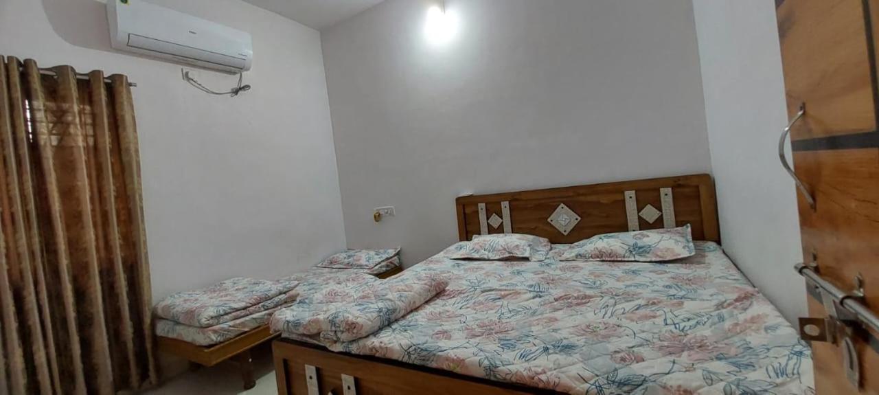 Shiv Shakti Homestay Kevadia Екстер'єр фото